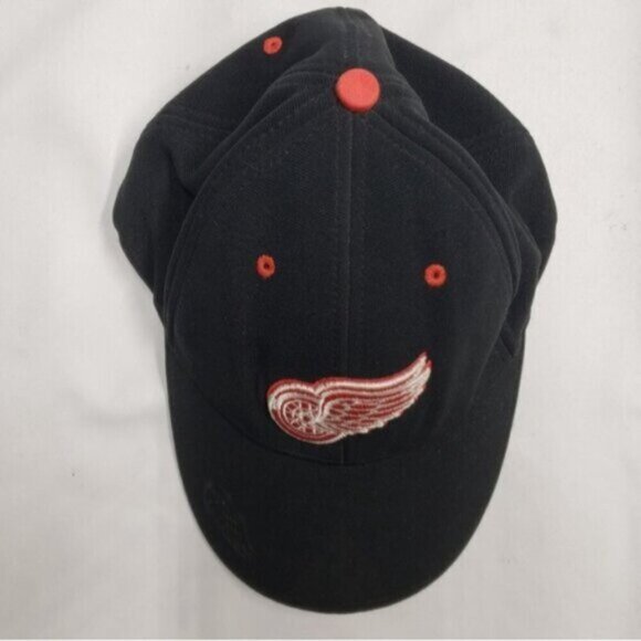 American Needle Detroit Red Wings NHL Fitted Cap Small Medium Black Red - Picture 6 of 14
